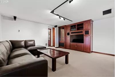 16900 SW McFee Pl, Hillsboro, OR 97123 - Photo 27