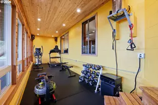 16900 SW McFee Pl, Hillsboro, OR 97123 - Photo 31