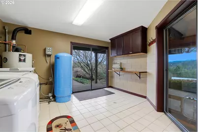 16900 SW McFee Pl, Hillsboro, OR 97123 - Photo 29