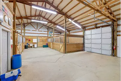 16900 SW McFee Pl, Hillsboro, OR 97123 - Photo 39