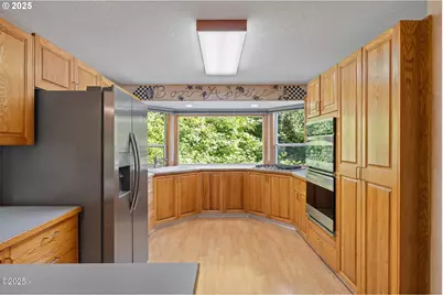 140 SE Bayview Ave, Depoe Bay, OR 97341 - Photo 13