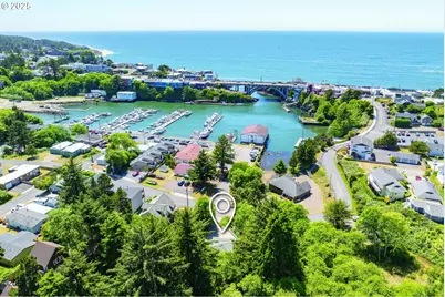 140 SE Bayview Ave, Depoe Bay, OR 97341 - Photo 43