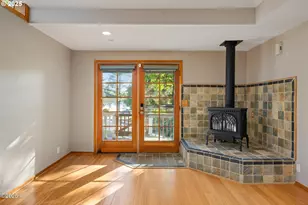 140 SE Bayview Ave, Depoe Bay, OR 97341 - Photo 9