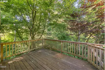 140 SE Bayview Ave, Depoe Bay, OR 97341 - Photo 5