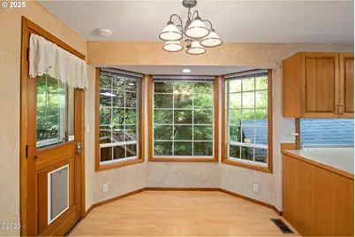 140 SE Bayview Ave, Depoe Bay, OR 97341 - Photo 19