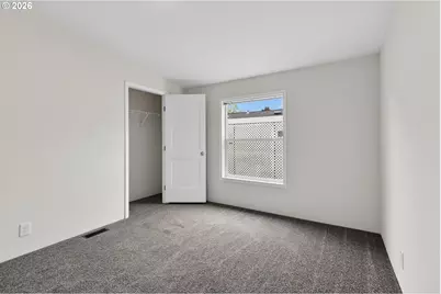 1400 Candlelight Dr #209, Eugene, OR 97402 - Photo 19