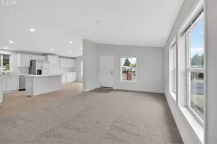 1400 Candlelight Dr, Eugene, OR 97402 - Photo 7
