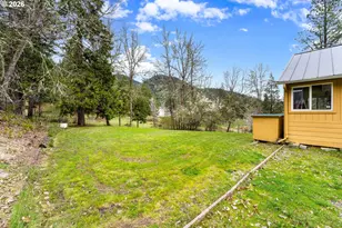 778 Pack Ln, Glendale, OR 97442 - Photo 17