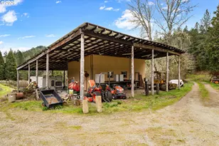 778 Pack Ln, Glendale, OR 97442 - Photo 27