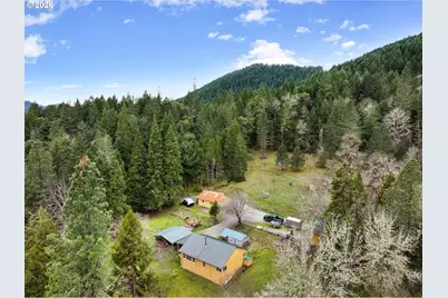 778 Pack Ln, Glendale, OR 97442 - Photo 39