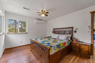 778 Pack Ln, Glendale, OR 97442 - Photo 9