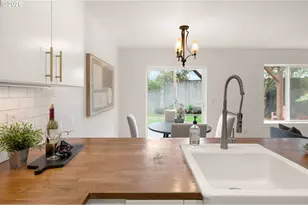 6616 N Montana Ave, Portland, OR 97217 - Photo 17