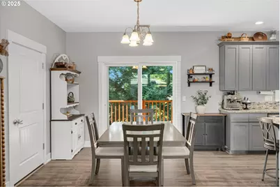 1194 SW Maple St, Dallas, OR 97338 - Photo 11