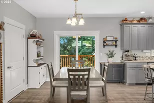 1194 SW Maple St, Dallas, OR 97338 - Photo 11