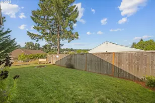 1194 SW Maple St, Dallas, OR 97338 - Photo 25