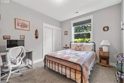 1194 SW Maple St, Dallas, OR 97338 - Photo 15