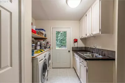 97030 Dodge Ave, Brookings, OR 97415 - Photo 21