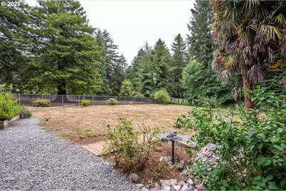 97030 Dodge Ave, Brookings, OR 97415 - Photo 43