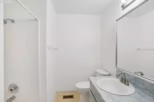 1305 Buchanan St, Oregon City, OR 97045 - Photo 21