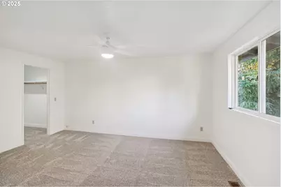 1305 Buchanan St, Oregon City, OR 97045 - Photo 13