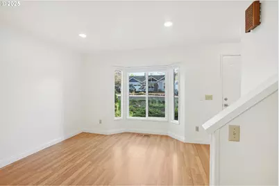 1305 Buchanan St, Oregon City, OR 97045 - Photo 7