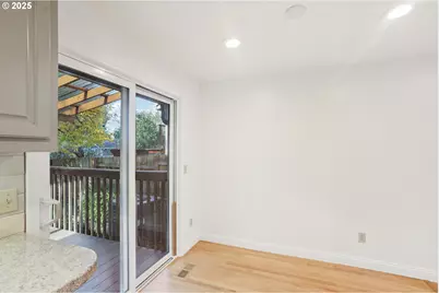 1305 Buchanan St, Oregon City, OR 97045 - Photo 11