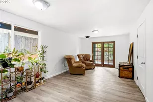 6262 SW Canby St, Portland, OR 97219 - Photo 11