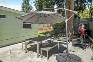 11507 SE Yamhill St, Portland, OR 97216 - Photo 27