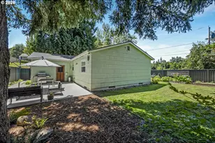 11507 SE Yamhill St, Portland, OR 97216 - Photo 25