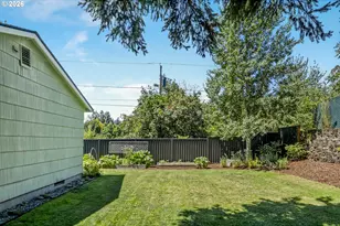 11507 SE Yamhill St, Portland, OR 97216 - Photo 25