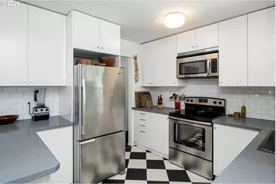 11507 SE Yamhill St, Portland, OR 97216 - Photo 21