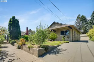 8329 SE Morrison St, Portland, OR 97216 - Photo 27