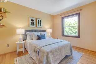 8329 SE Morrison St, Portland, OR 97216 - Photo 17