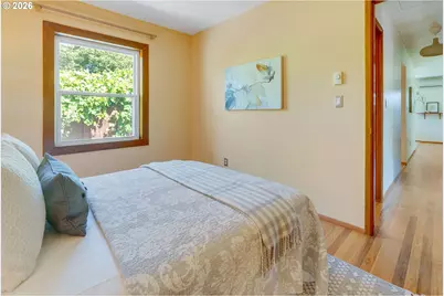 8329 SE Morrison St, Portland, OR 97216 - Photo 19