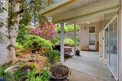 2555 SW Sunset Blvd, Portland, OR 97239 - Photo 21