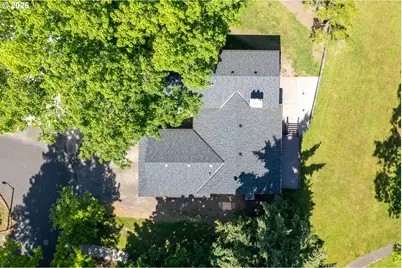 2725 SE Hollyhock Ct, Hillsboro, OR 97123 - Photo 29