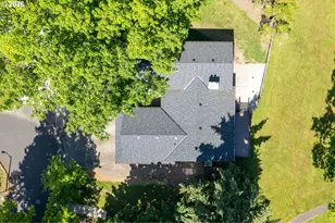 2725 SE Hollyhock Ct, Hillsboro, OR 97123 - Photo 29