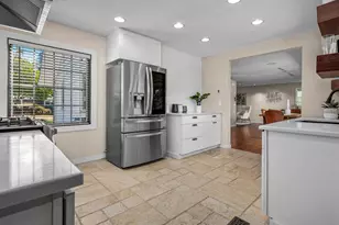 1195 NW Garibaldi St, Hillsboro, OR 97124 - Photo 9