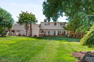 1195 NW Garibaldi St, Hillsboro, OR 97124 - Photo 41