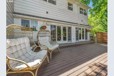 1195 NW Garibaldi St, Hillsboro, OR 97124 - Photo 33