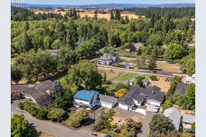 1195 NW Garibaldi St, Hillsboro, OR 97124 - Photo 45