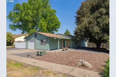 791 SW Linden Ln, Dundee, OR 97115 - Photo 1