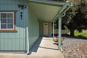 791 SW Linden Ln, Dundee, OR 97115 - Photo 3