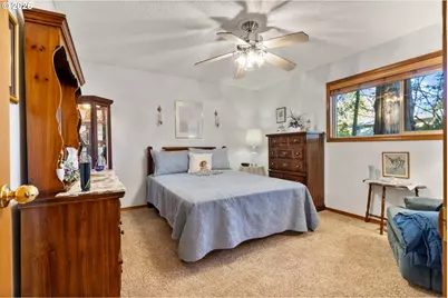 3362 SE Willow St, Hillsboro, OR 97123 - Photo 15