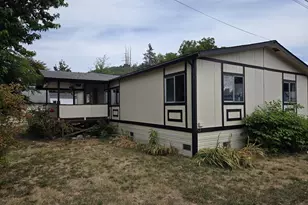 317 Applegate Ave, Drain, OR 97435 - Photo 5