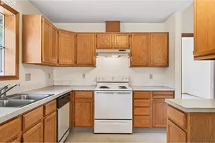 59227 Westshire Ln, Saint Helens, OR 97051 - Photo 9