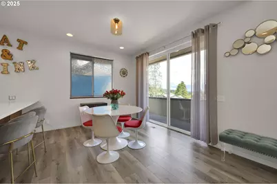 77 Bangle Ct, Cottage Grove, OR 97424 - Photo 3