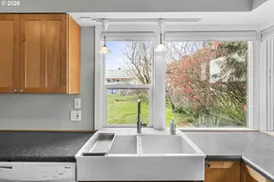 2412 E 6th St, Vancouver, WA 98661 - Photo 17