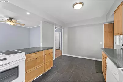 2412 E 6th St, Vancouver, WA 98661 - Photo 19