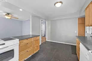 2412 E 6th St, Vancouver, WA 98661 - Photo 19